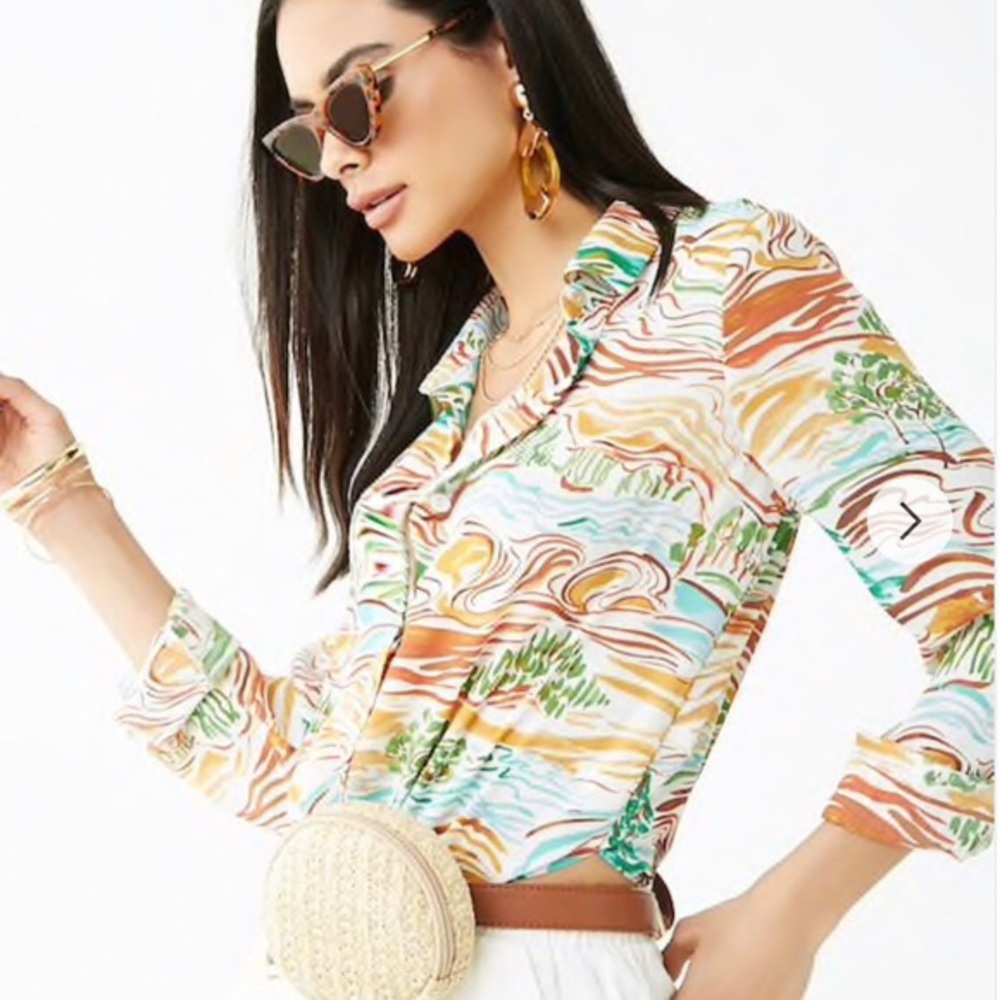 NWT Hawaiian Desert Button Down Top